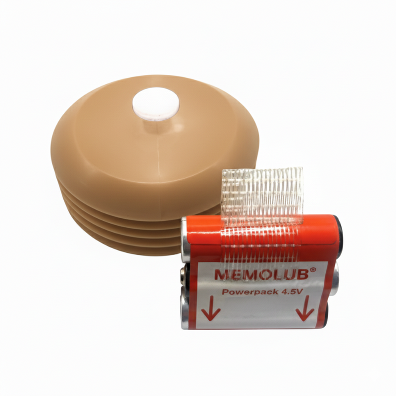 Memolub refill with Whitmore and 4.5V battery pack