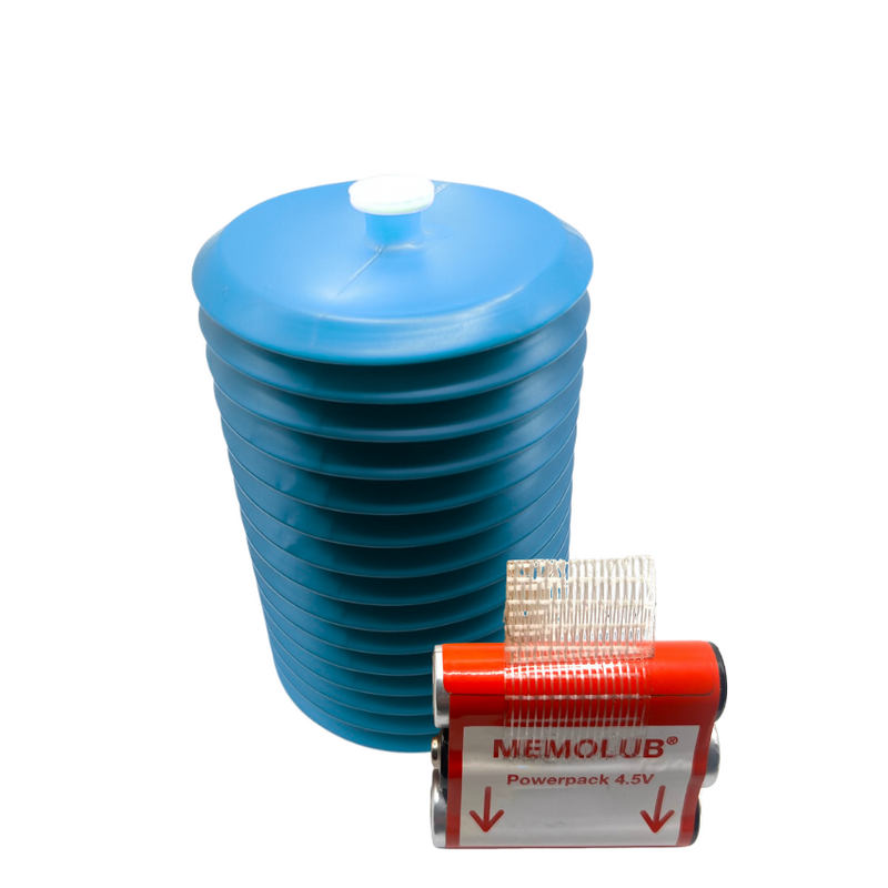 Memolub refill with Mobil and 4.5V battery pack