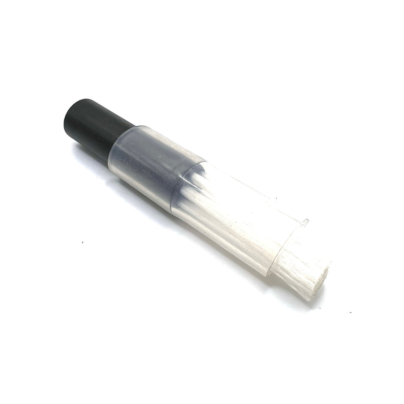 Oil Brush Round 1/8BSP female inlet 100mm Long Nylon with Cover