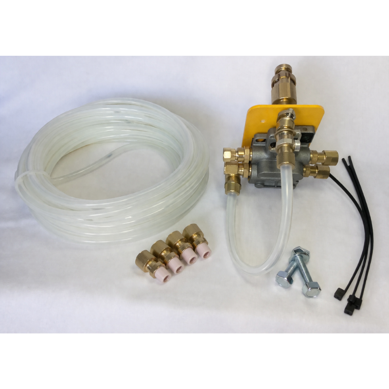 X Outlet Distributor Kit with 8mm nylon tube and compression fittings