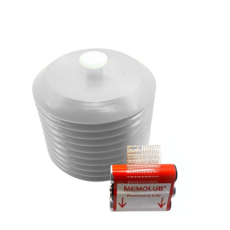 Memolub refill with Fuchs and 4.5V battery pack